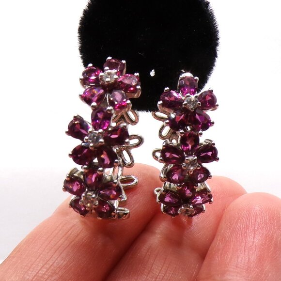 Chuck Clemency Sterling Silver Rhodolite Garnet Flowers Hoop Earrings - Picture 4 of 8